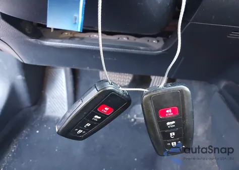 2018 Toyota Camry Xse z USA, uszkodzony, nr VIN 4T1B61HK2JU150815